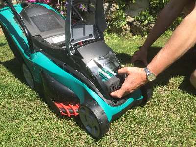 Qualcast cordless deals lawnmower 38cm 36v